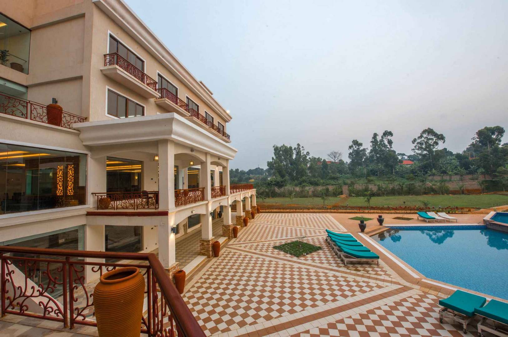Kampala-Nile-Resort-Pool-Side