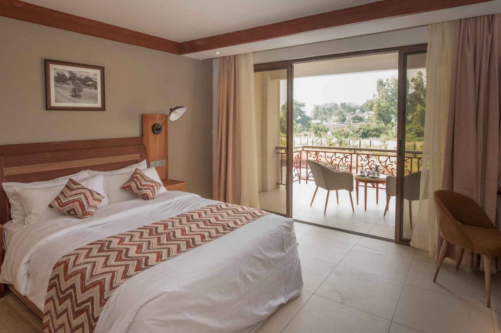 Kampala Nile Resort - Room
