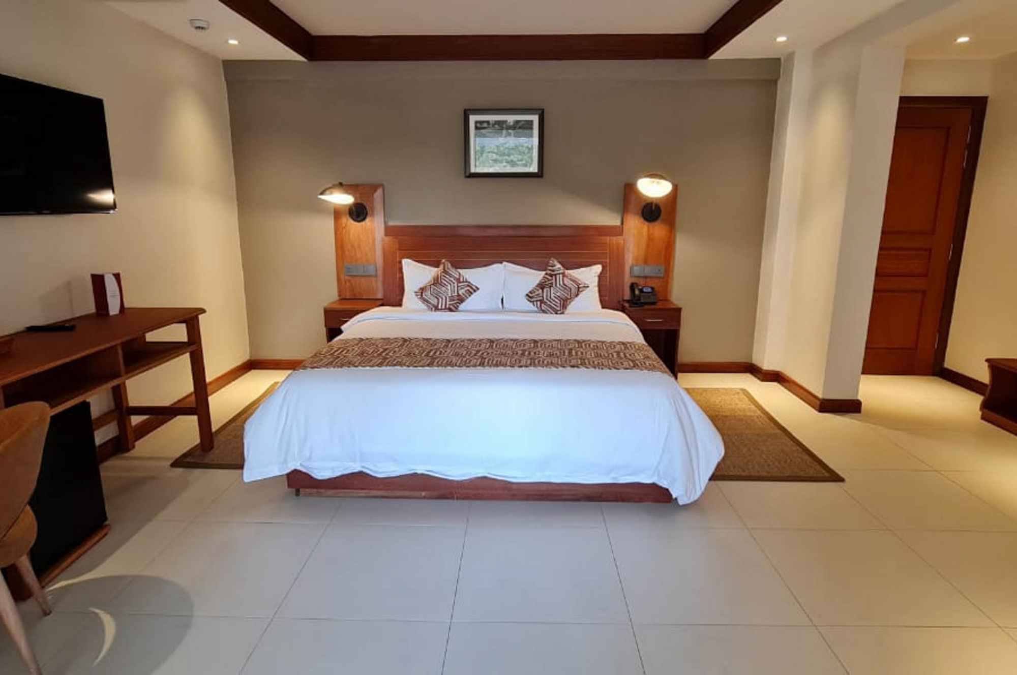 Kampala-Bed-Room